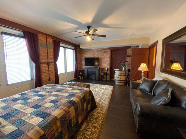 The Swope Manor