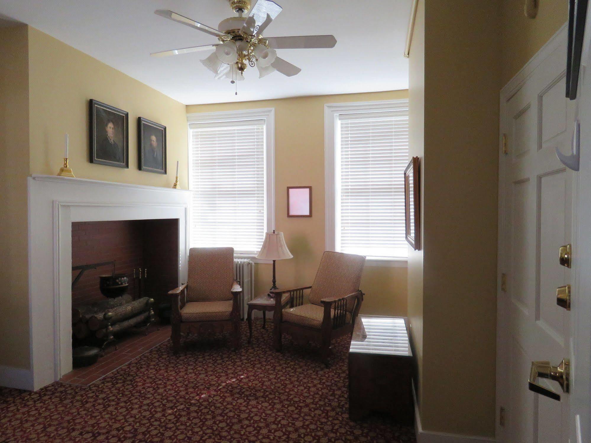 The Swope Manor 2*