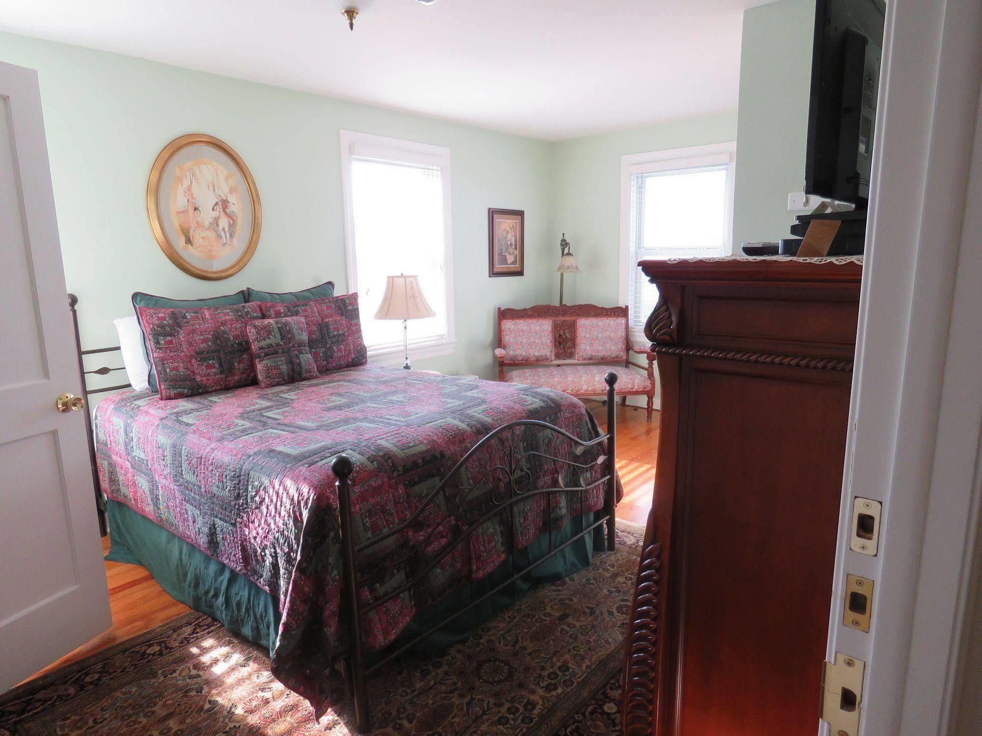 Bed & Breakfast The Swope Manor 2*